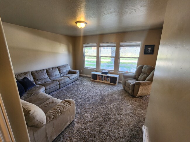 Foto del edificio - 1853 N Bountiful Wy
