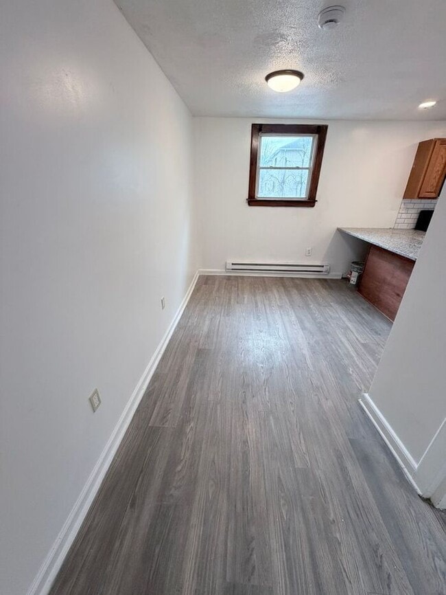 Building Photo - 475 Clinton Ave
