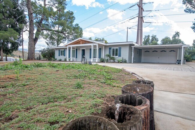 Foto del edificio - Fantastic Home in Shadow Hills!