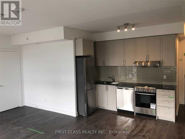 Building Photo - 268-6268 Buchanan Dr