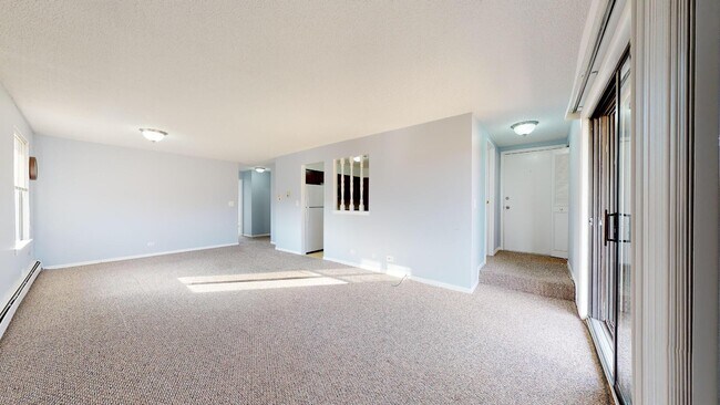 Foto del edificio - 121 N Gregory St