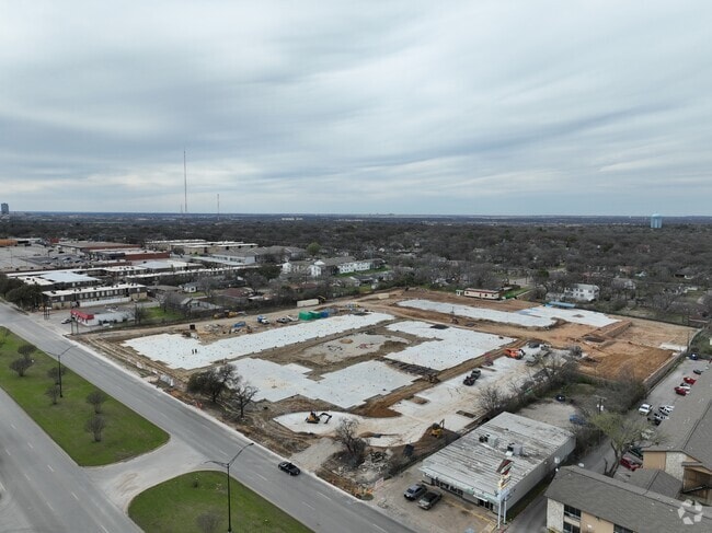 Construction - Palladium City Skyline