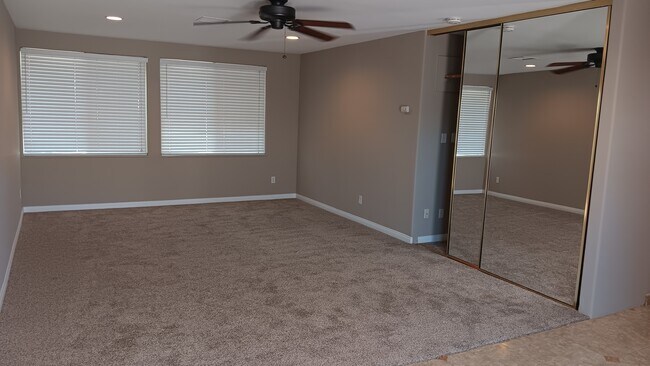 Foto del edificio - 4809 Birchbark Ln