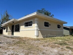 Building Photo - 1333 30th St