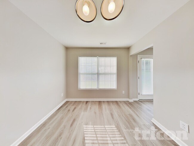 Foto del edificio - 3615 Cyrus St