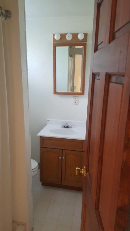 Foto del edificio - 120 E Broadway St