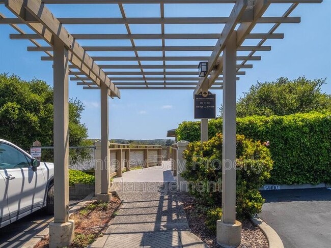 Building Photo - 110 Pheasant Ridge Rd