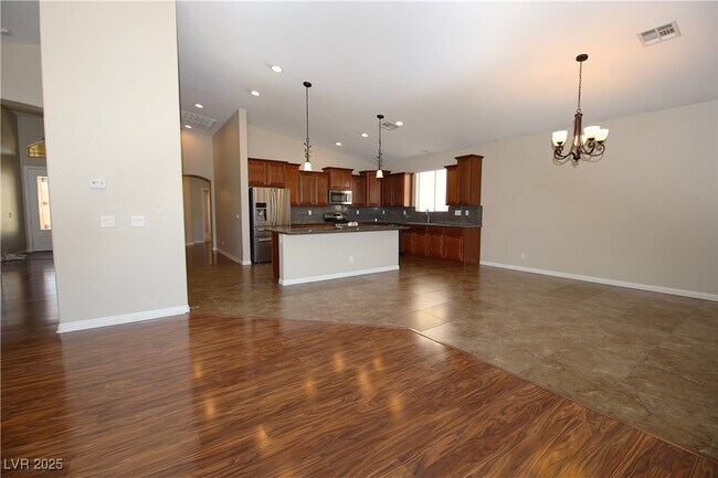 Building Photo - 6064 W Alpine Estates Cir