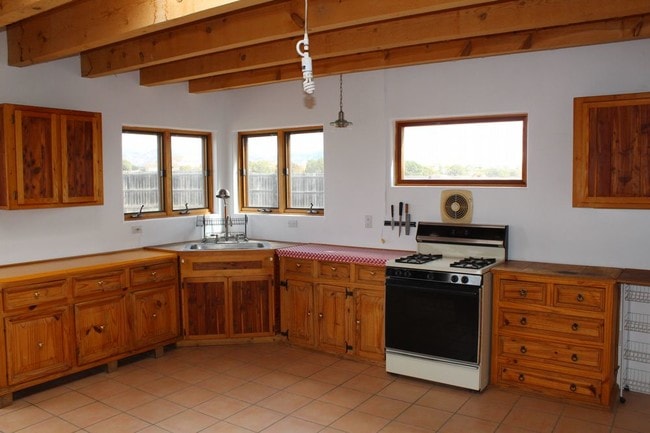 Building Photo - 11 Cerrado Loop