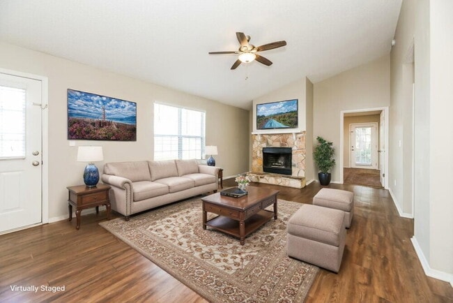 Foto del edificio - 881 Jackson Rd