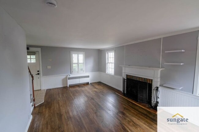 Building Photo - 7023 Deerfield Rd