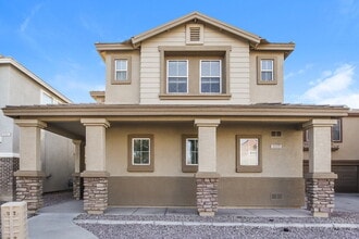 Building Photo - 3905 W Park St