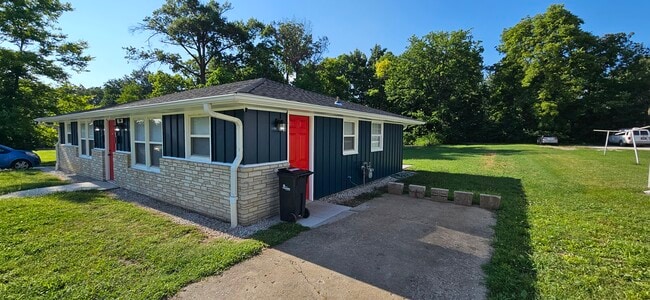 Building Photo - 1509 W Worley St