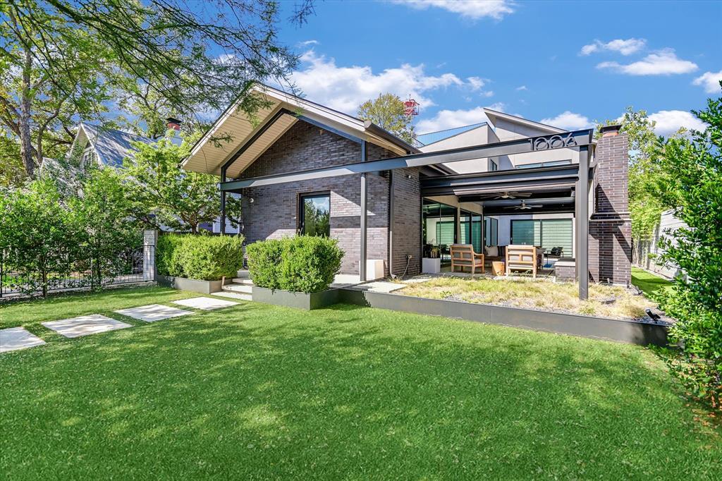 Foto principal - 1006 Elm St