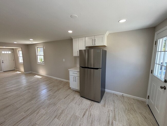 Foto del edificio - Single Family Home in Glen Burnie
