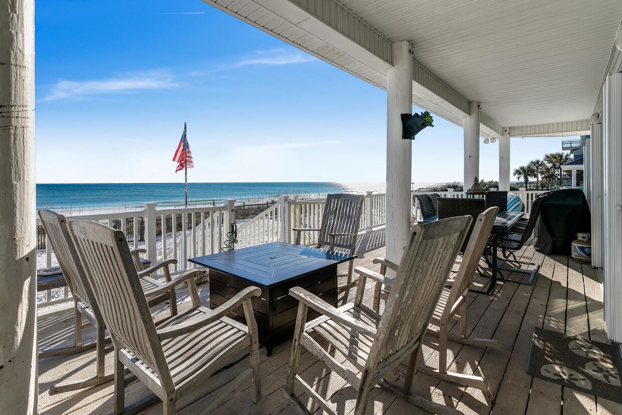 1210 Ariola Dr, Pensacola Beach, FL 32561 House Rental in Pensacola