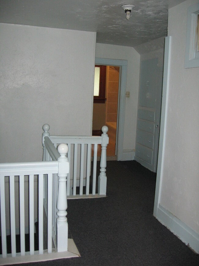 Building Photo - HardDup (Duplex)