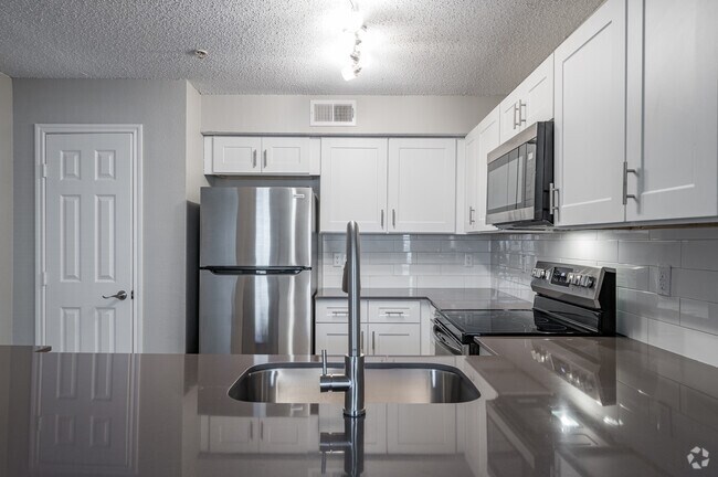 1 habitación, 1 baño, 766 pies cuadrados, cocina - Devi Valley Ranch