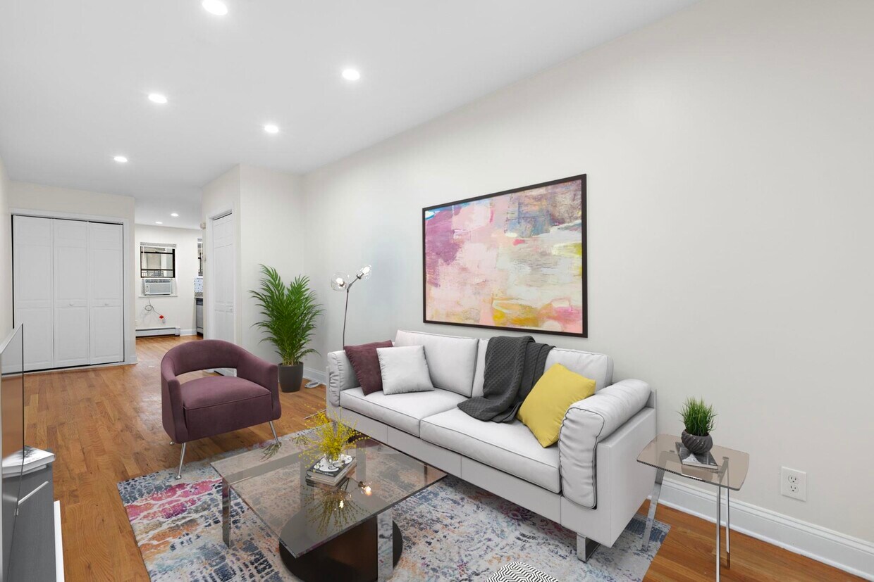 Foto principal - 63 Jefferson St