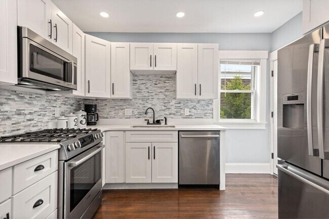 Foto del edificio - 389 Centre St