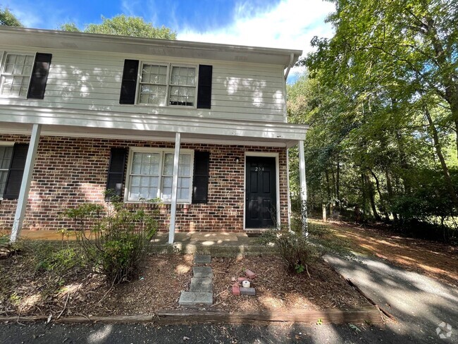 Building Photo - 254 Highland Park Dr