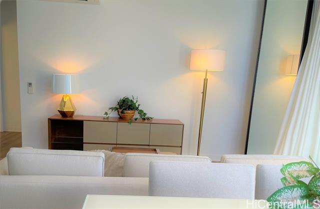 Foto del edificio - 987 Queen St