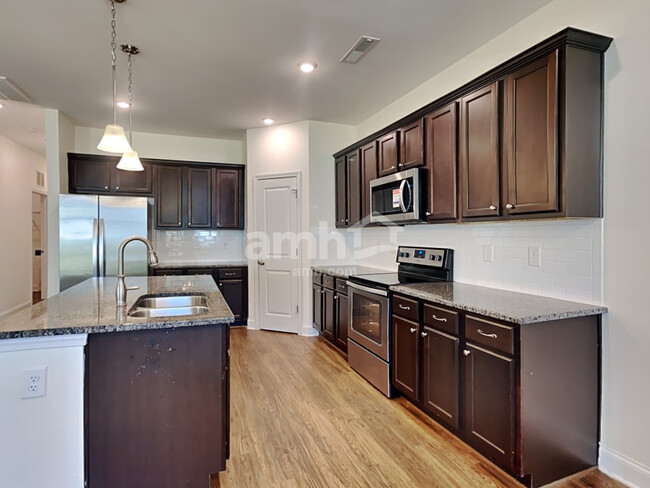 Building Photo - 72 Pullen Drive