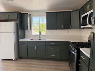 Foto del edificio - 20221 Telford Ave