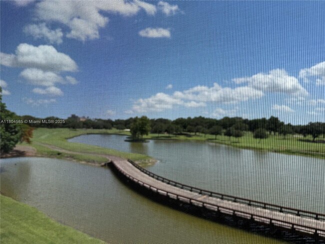 Building Photo - 3001 W Rolling Hills Cir