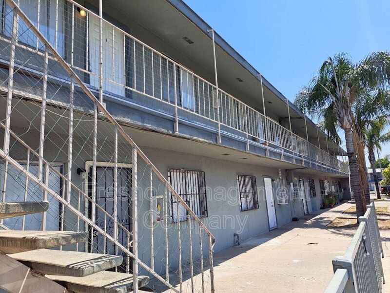 423 S Dearing Ave Unit N, Fresno, CA 93702 Condo for Rent in Fresno