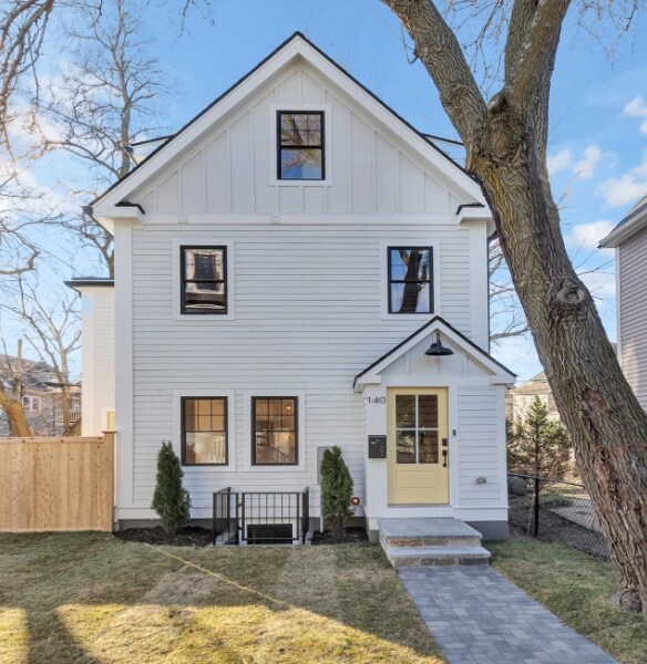 Foto principal - 140 Rindge Ave