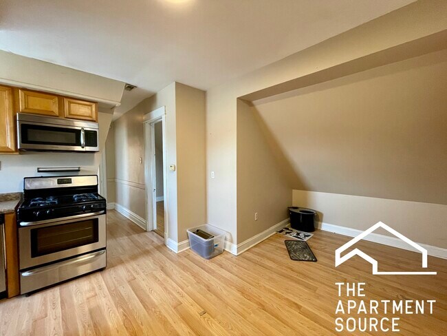 Foto del edificio - 3434 W Drummond Pl