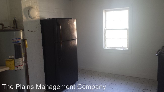 Building Photo - 2 br, 1 bath House - 6417 Ashby Lane Unit 3