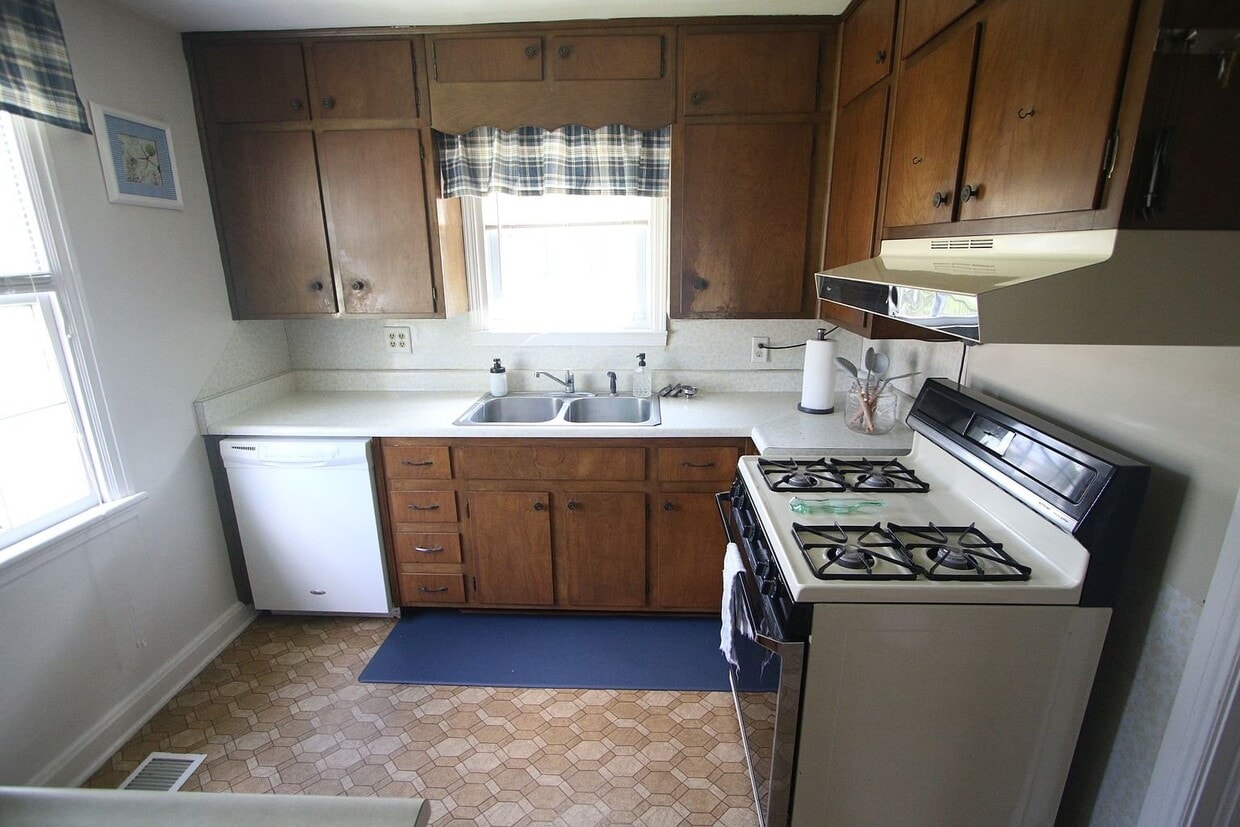 Foto del edificio - 311 E 58th St