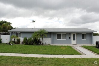 Building Photo - 5124 SW 128th Ave