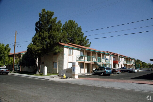 Country Club Greens Apartments Mesa Az Apartments Com