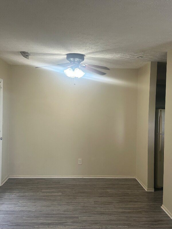 Foto del edificio - 2523 Broadleaf Ct