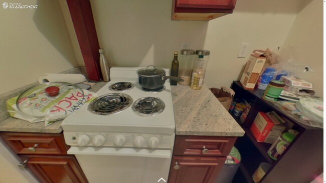 Foto del edificio - 33 Bay State Rd