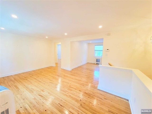 Building Photo - 100 Huguenot Ave