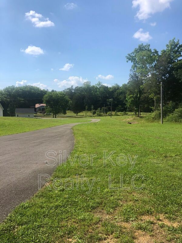 Building Photo - 1819 Co Rd 700