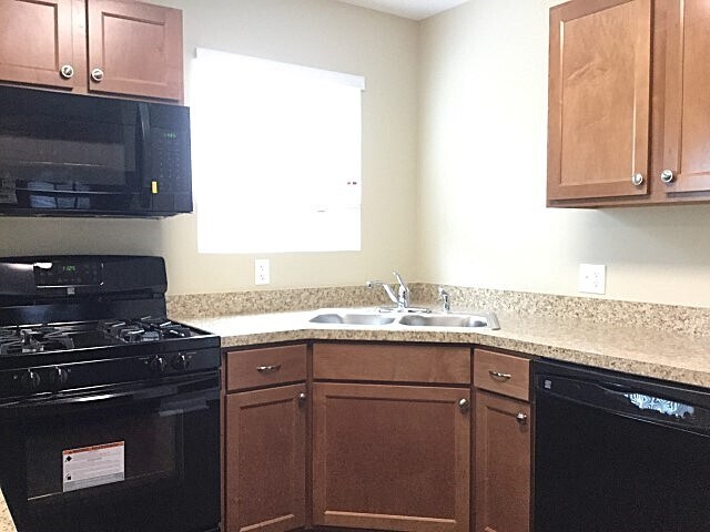 Foto del edificio - 14130 S Butler Ct