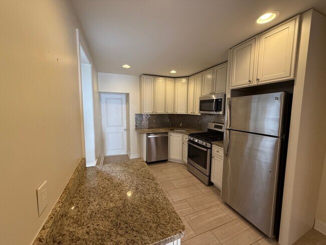 Foto del edificio - Charming Brick Rowhome Brewerytown