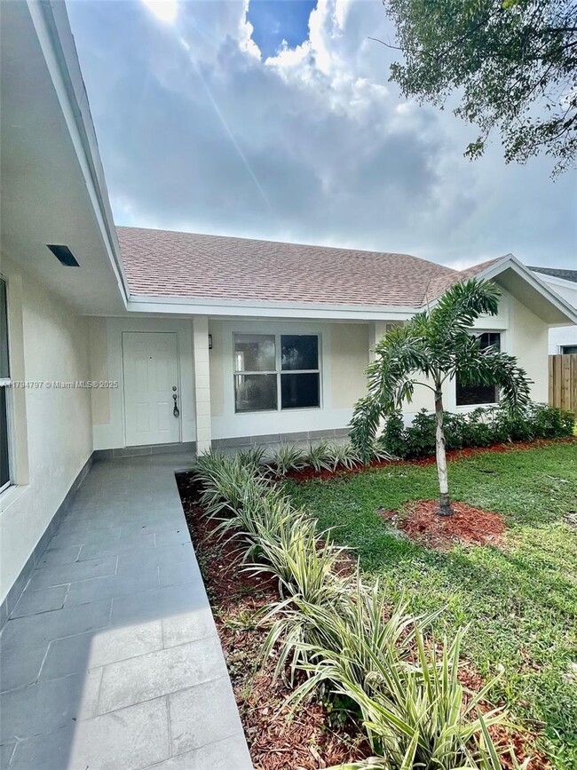 Foto del edificio - 21681 SW 97th Ct