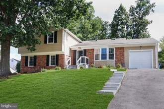 Building Photo - 8815 Tuckerman Ln