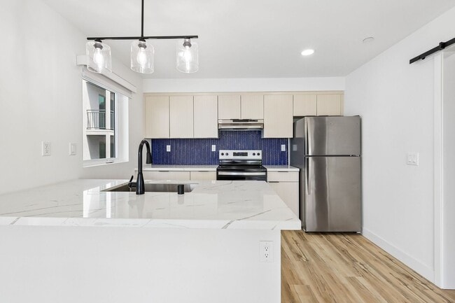 Interior Photo - The Mayer @PB