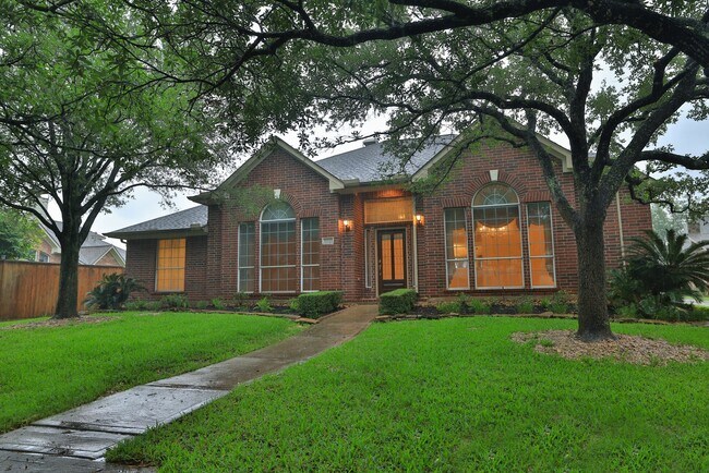 Foto del edificio - 17222 Leeside Dr