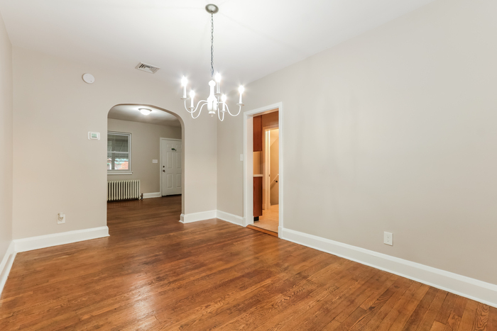 Foto principal - Cozy 3 Bedroom in Baltimore, MD