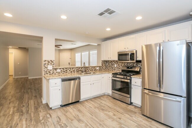 Foto del edificio - 5036 Ironhorse Ranch Ave