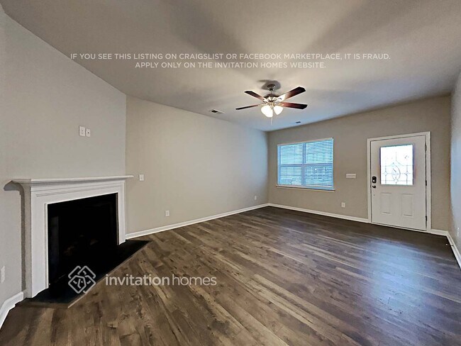 Foto del edificio - 1339 Kent Downs Ave SW