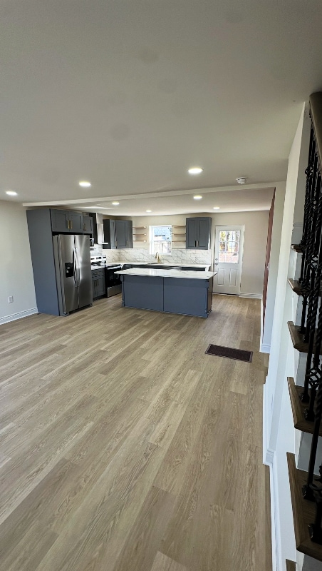 Foto del edificio - 805 Kenyon Ln